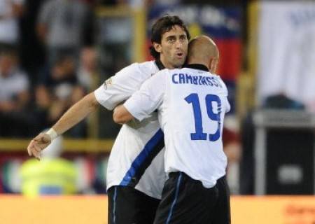 Milito e Cambiasso - Getty Images