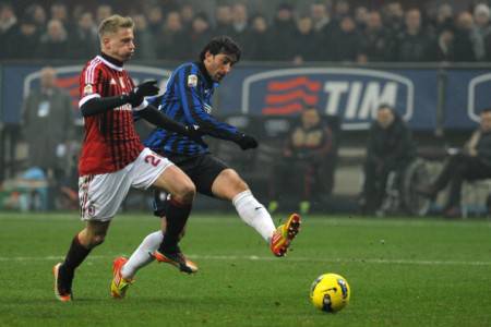 Il gol di Milito nel derby