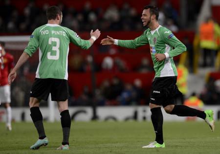 Ivo Pinto e Luis Alberto, entrambi calciatori del Cluj (Getty Images)