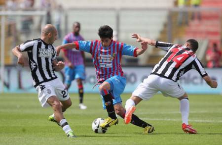Barrientos in azione con la maglia del Catania (Getty Images)