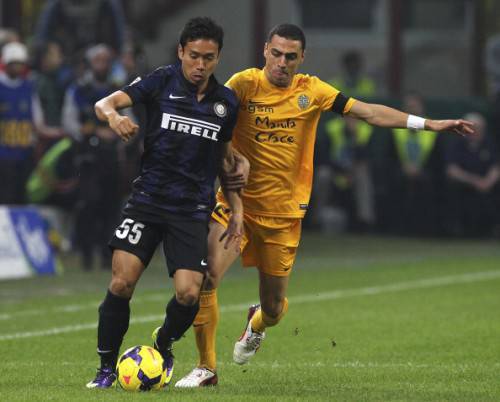 Romulo contro Nagatomo (Getty Images)