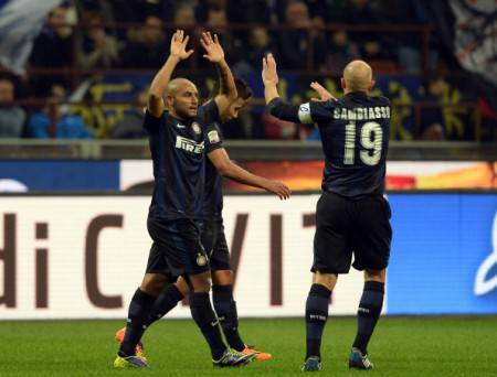 Jonathan e Cambiasso