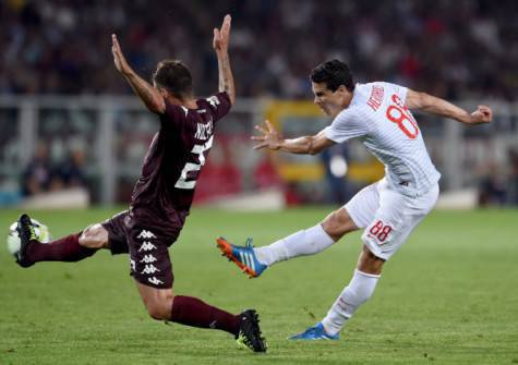 Hernanes in azione