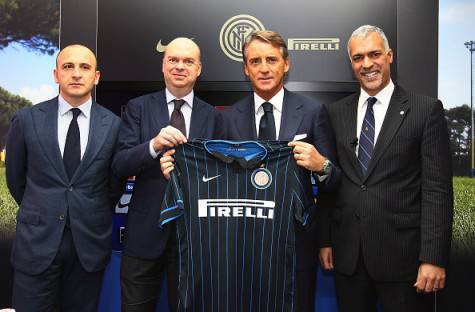 Mancini con Ausilio, Fassone e Bolingbroke
