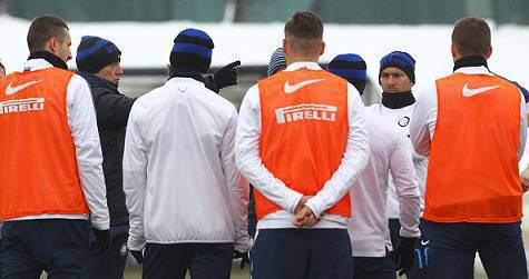 Mancini e i giocatori dell'Inter