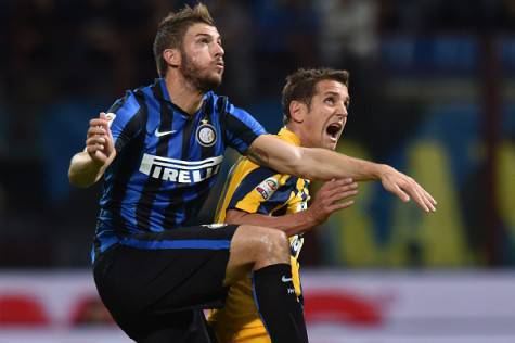 Davide Santon in azione