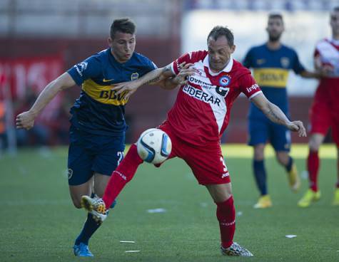 Jonathan Calleri in azione con la maglia del Boca Juniors