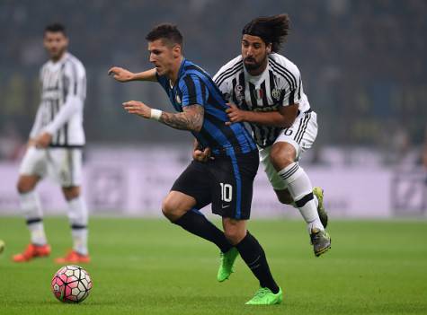 Inter-Juventus 0-0, Khedira commette fallo su Jovetic