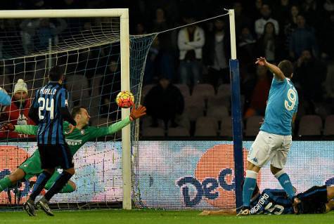 Napoli-Inter 2-1, il primo gol di Higuain