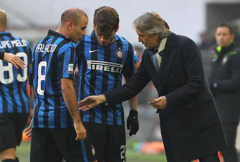 Mancini con Ljajic e Palacio (Getty Images)