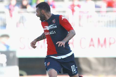 Joao Pedro in azione con la maglia del Cagliari ©Getty Images