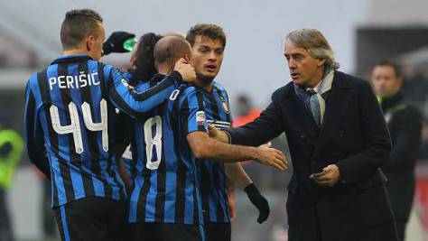 Mancini e i giocatori dell'Inter ©Getty Images