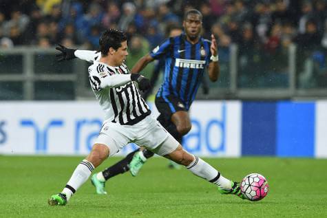 Hernanes in azione contro l'Inter ©Getty Images