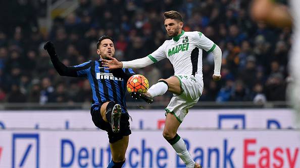 Berardi contro D'Ambrosio in Inter-Sassuolo ©Getty Images