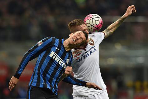 Jansson contro Perisic in Inter-Torino ©Getty Images
