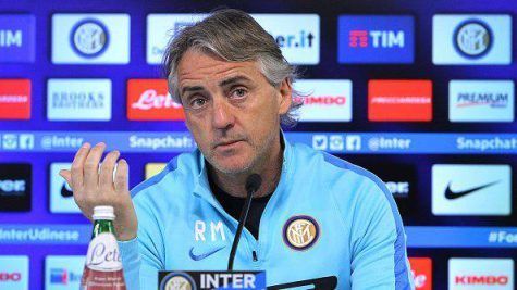 Mancini in conferenza stampa ©Getty Images