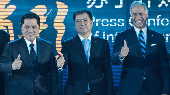 Inter: Thohir, Bolingbroke e Zhang Jindong ©Getty Images