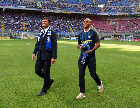 Inter, Joao Mario al 'Meazza' di fianco a Zanetti ©Getty Images