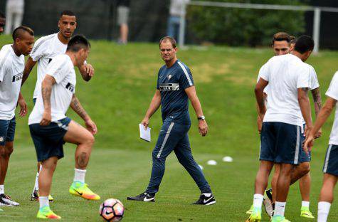 de Boer e i calciatori dell'Inter