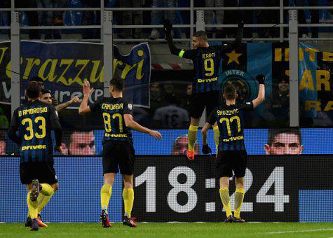 Inter-Fiorentina 4-2, la squadra esulta con Icardi (Getty Images)