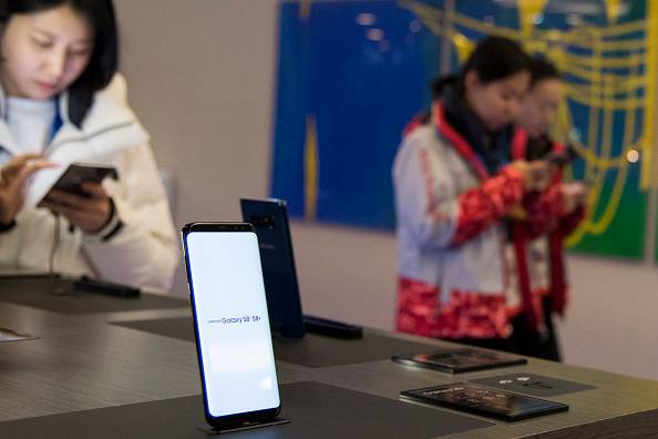Uhssup, il nuovo social network di Samsung in uscita col Galaxy S9