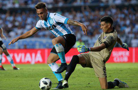 Inter su Lautaro Martinez, arriva l'annuncio del padre 