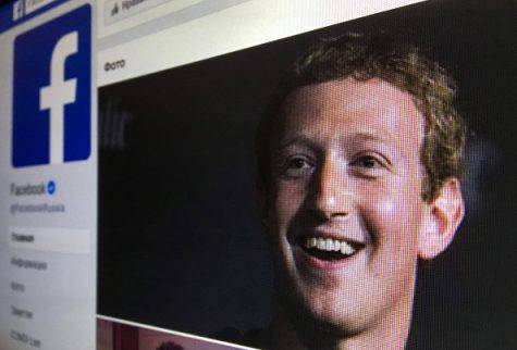 Facebook, Zuckerberg tra nuove ammissioni e attacco alla Apple 