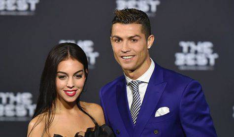 Instagram, Cristiano Ronaldo e Georgina si 'vendicano' del Real Madrid 