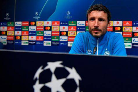 Inter Psv conferenza van Bommel