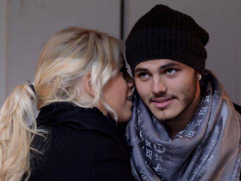 Calciomercato Inter rinnovo Icardi Juventus Wanda Nara