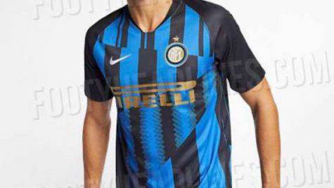 Inter Nike 20 anni insieme nel derby maglia speciale FOTO