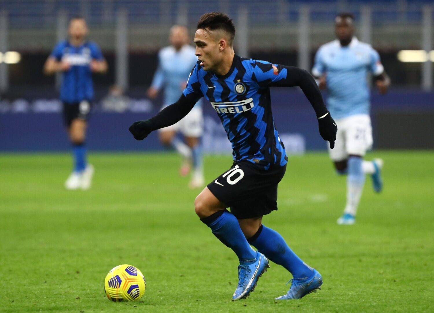 Calciomercato Inter, Lautaro rinnova senza clausola