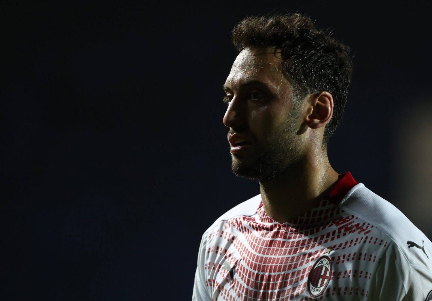 Inter, Calhanoglu ha iniziato le visite mediche