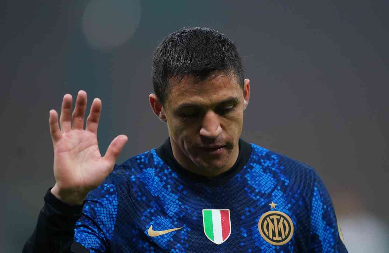 Calciomercato Inter: Vidal, Kolarov e Vecino nella lista nera: c'è anche Sanchez 