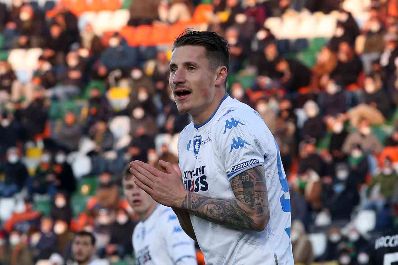 Calciomercato Inter, l'ingaggio di Pinamonti complica e non poco i piani nerazzurri: Sassuolo e Torino valutano