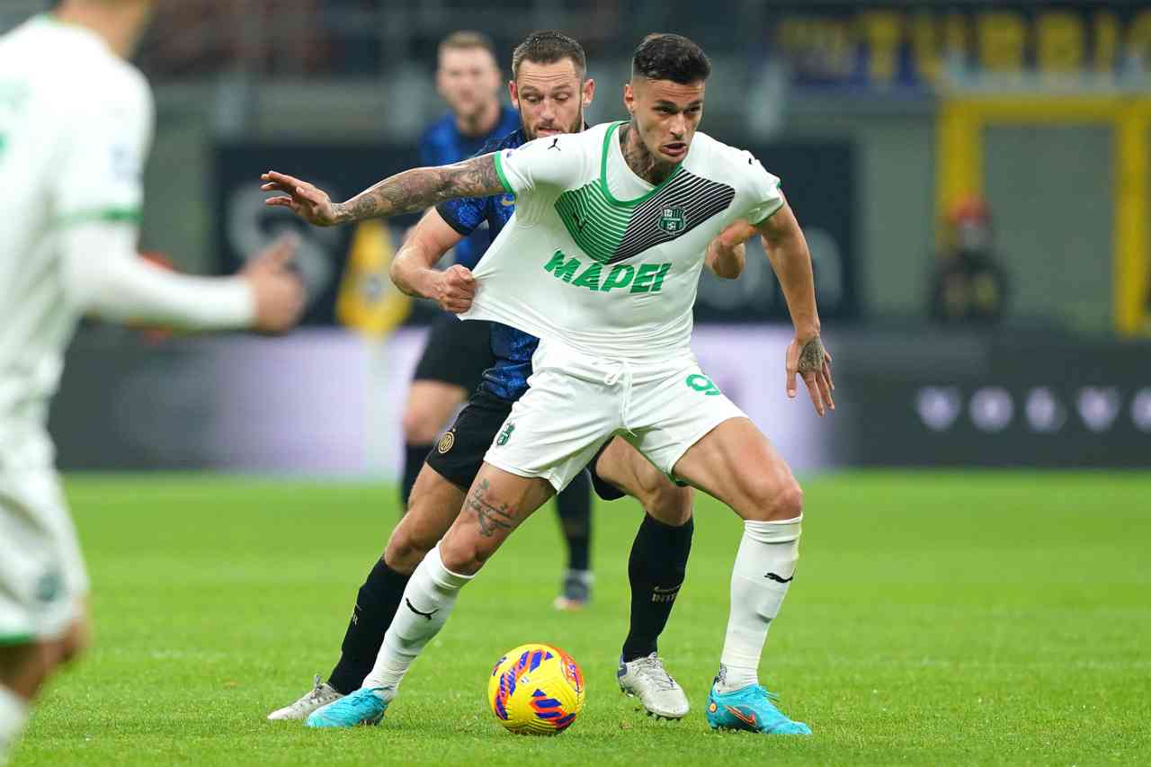 Inter, non solo Scamacca: il grande colpo arriva dalla Spagna