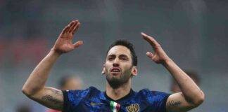 Calciomercato Inter, 18 milioni di euro per Calhanoglu: tutti i dettagli