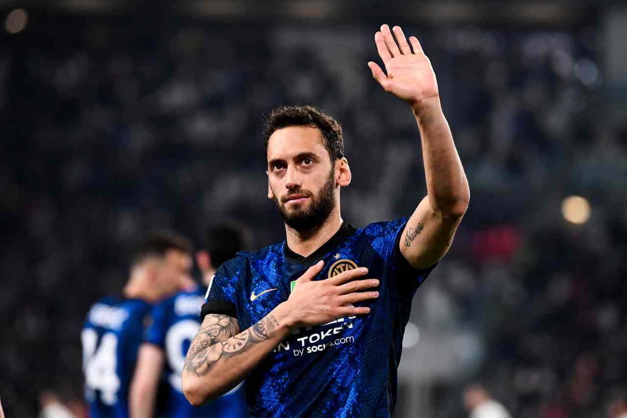 Calhanoglu: "Rigore pesantissimo quello con la Juve. Scudetto? Ci crediamo"