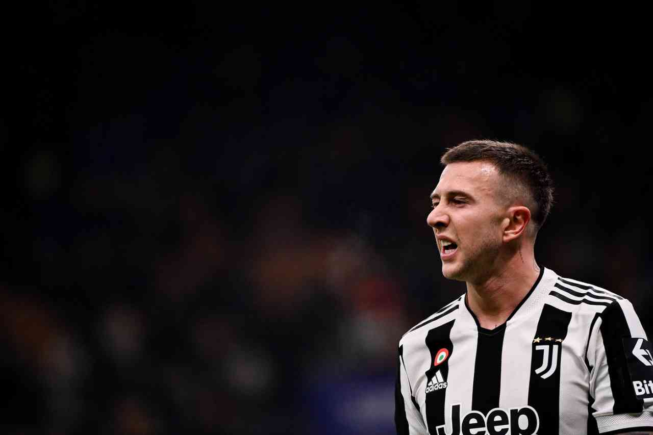 Calciomercato Inter, i nerazzurri restano in attesa di Mkhitaryan e pensano a Bernardeschi come eventuale alternativa