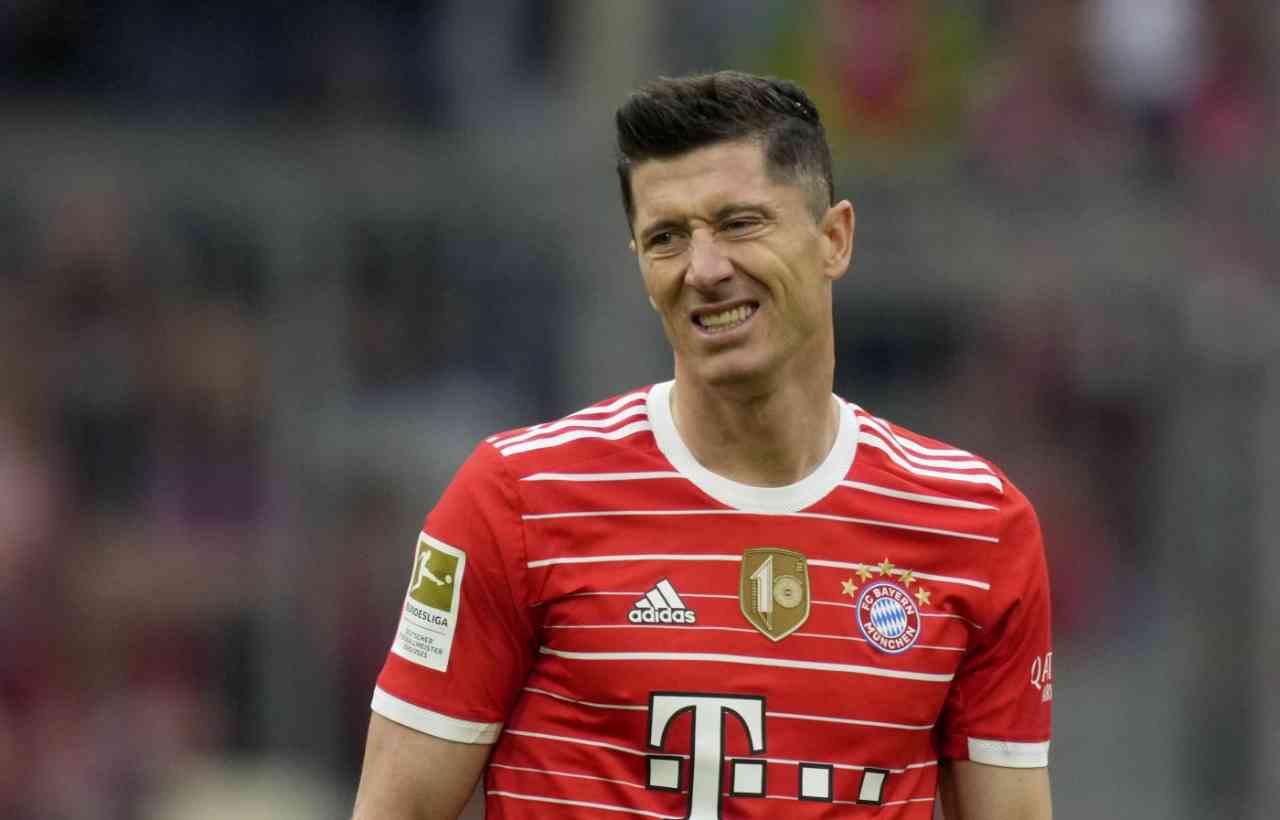 Calciomercato Inter, l'affare Lukaku rischia di allontanarsi sempre più: il Bayern intanto si gioca la carta Lewandowski