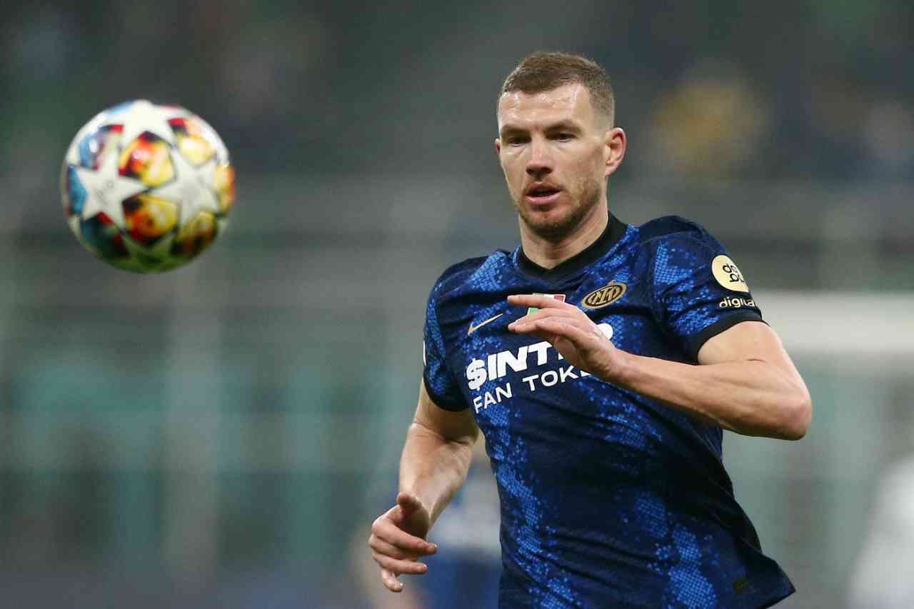 Calciomercato Inter, il Monza pensa a Dzeko: c'è anche l'ipotesi Juventus alla finestra