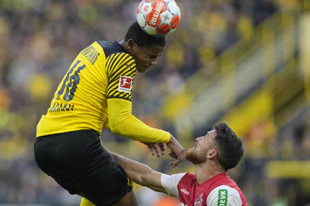 Interlive | Akanji se parte Skriniar: la richiesta del Dortmund