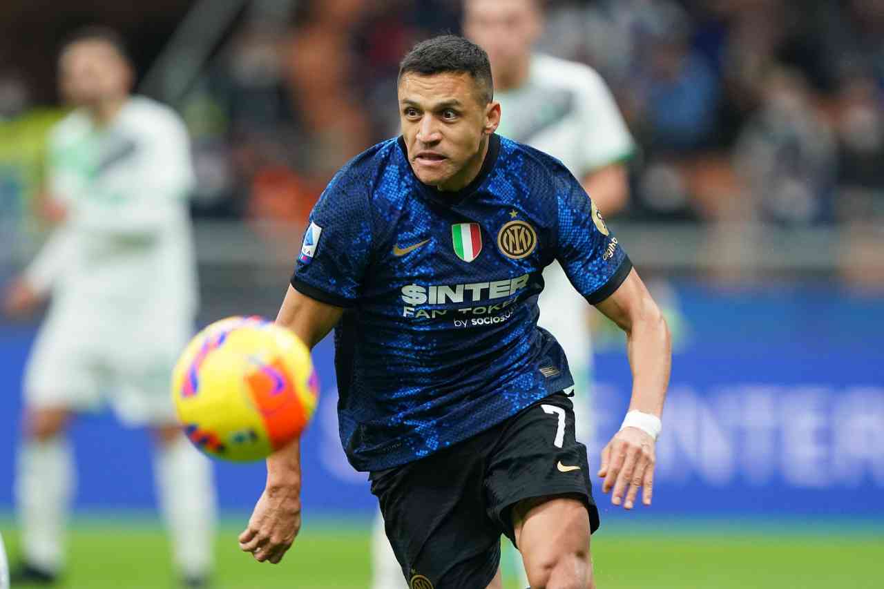 Calciomercato Inter, niente Olympique Lione per Sanchez: il cileno dirà a breve addio tramite la buonuscita
