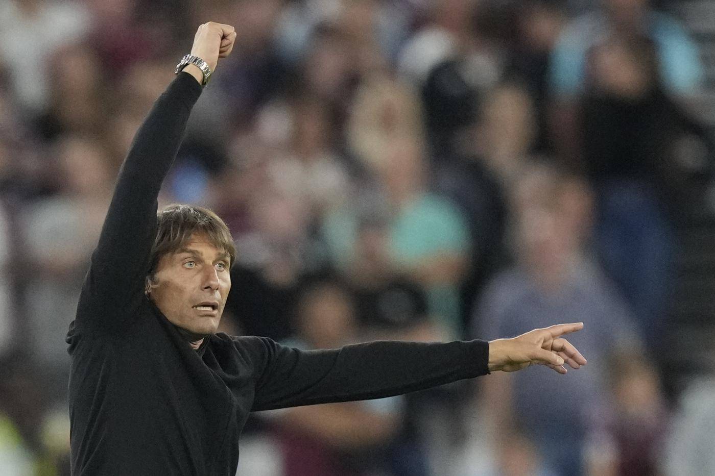 Conte senza freni, l'ex tecnico nerazzurro fa il punto sul mercato e si sbilancia: i tifosi dell'Inter restano col fiato sospeso