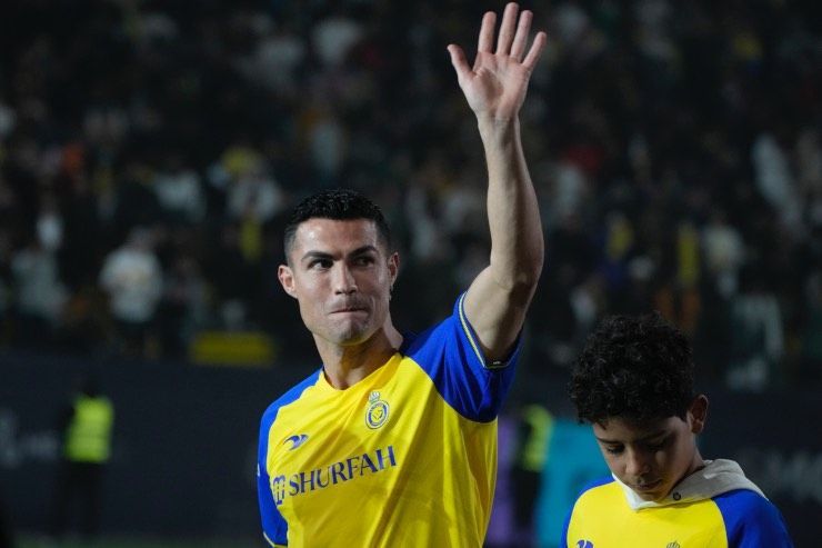 Cristiano Ronaldo presentato all'Al-Nassr