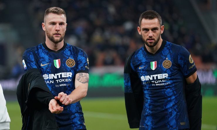 L'Inter è preoccupata per i rinnovi di Skriniar e de Vrij