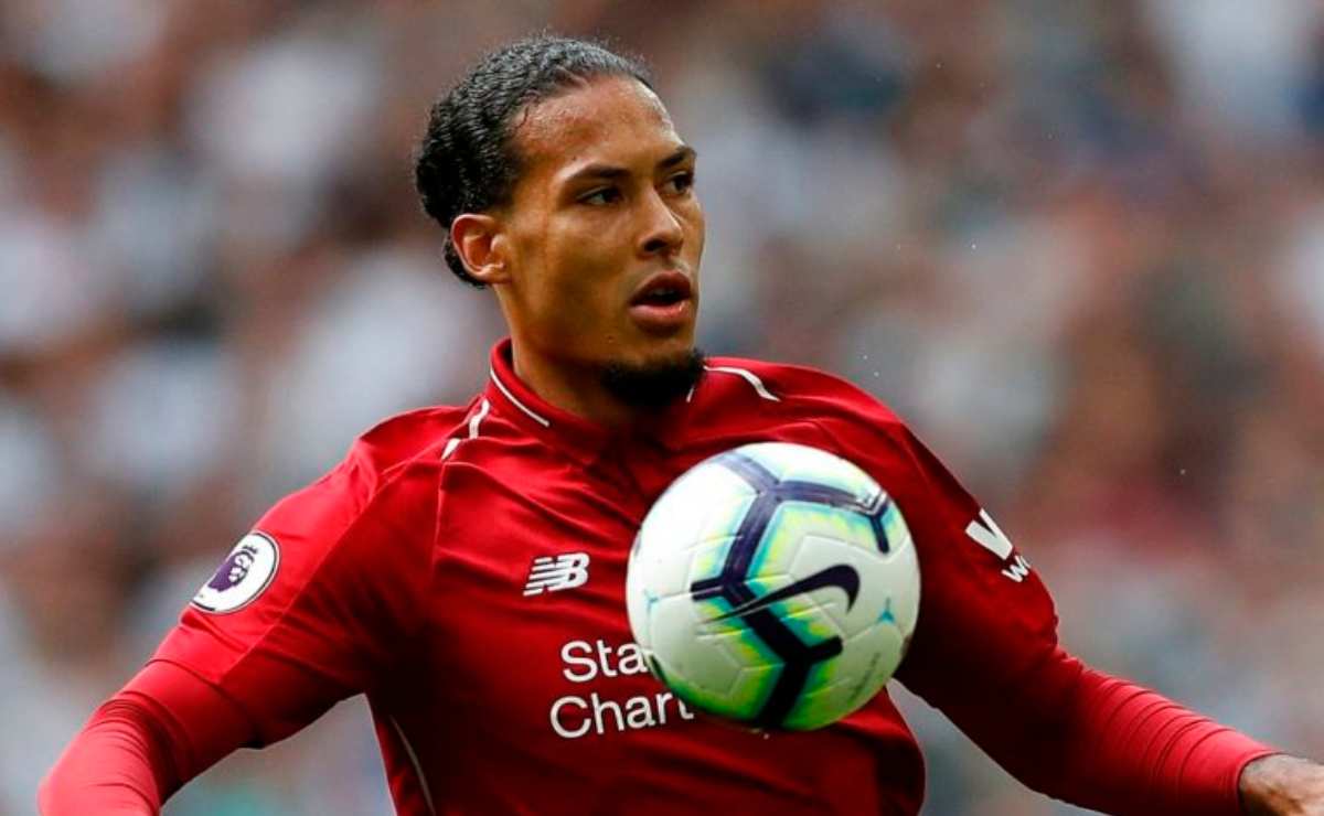 Liverpool cerca sostituto di Virgil van Dijk 