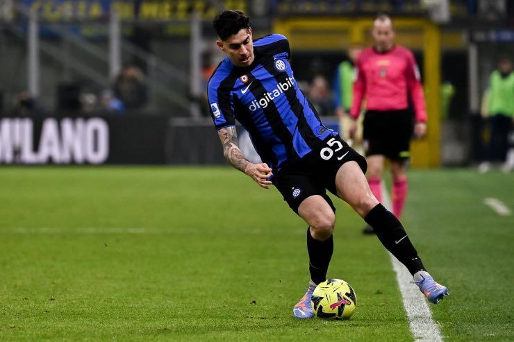 Bastoni e il rinnovo con l'Inter