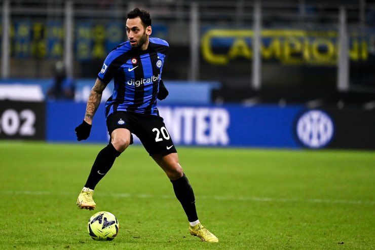 Calhanoglu rinnovo Inter