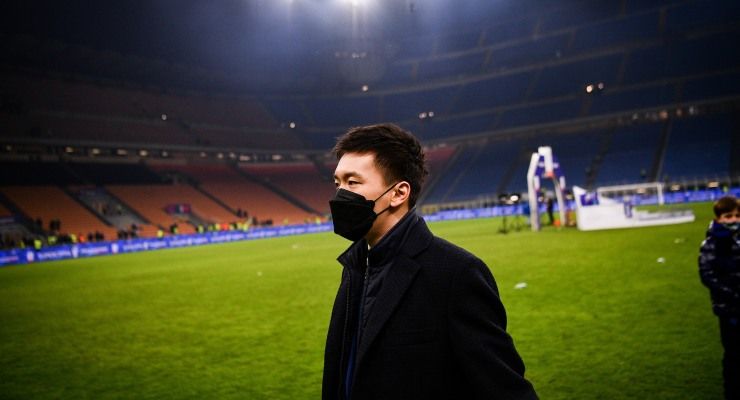 Festa Tv Play: "Zhang o tiene l'Inter o la cede ad una cifra altissima"
